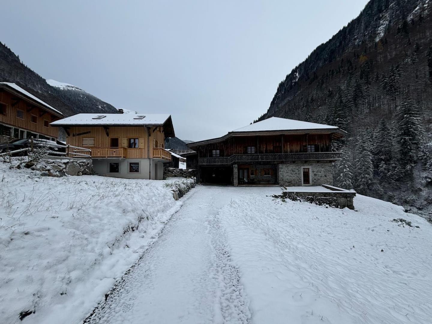 Chalet L'Aberiot Монрйон Екстер'єр фото