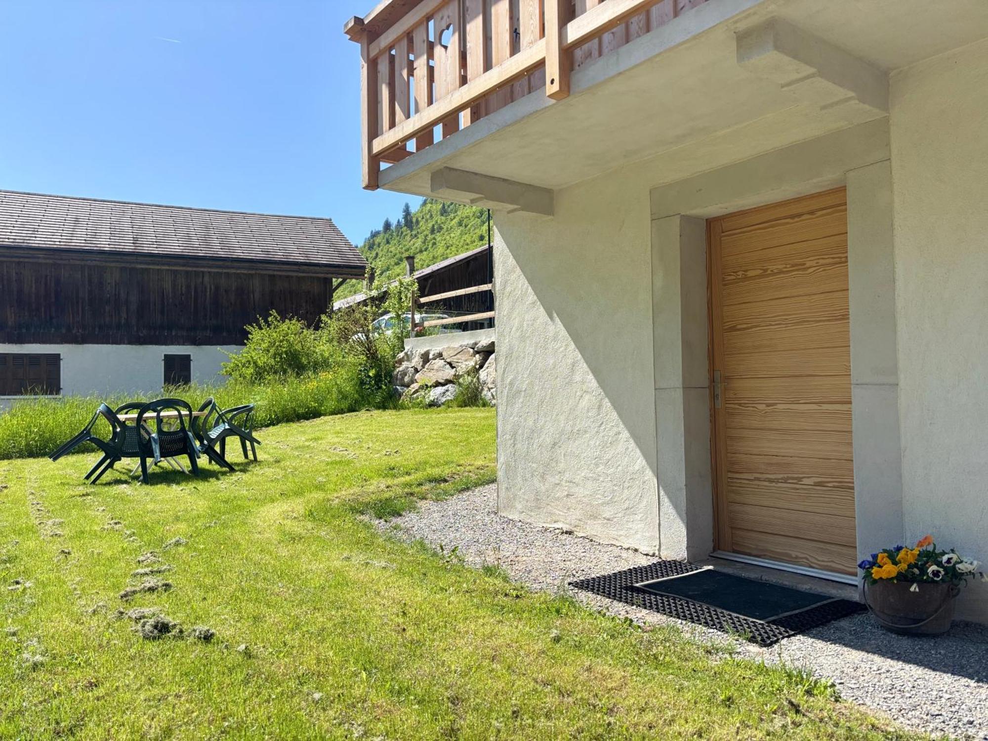 Chalet L'Aberiot Монрйон Екстер'єр фото